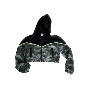 Camouflage cropped raincoat for teen girls size M
